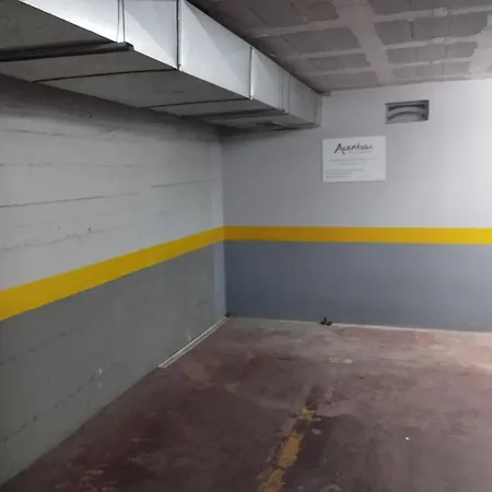 Σπίτι διακοπών Regimiento 2, Center, New, Quite, Breakfast Included, Parking On Request, Rg *